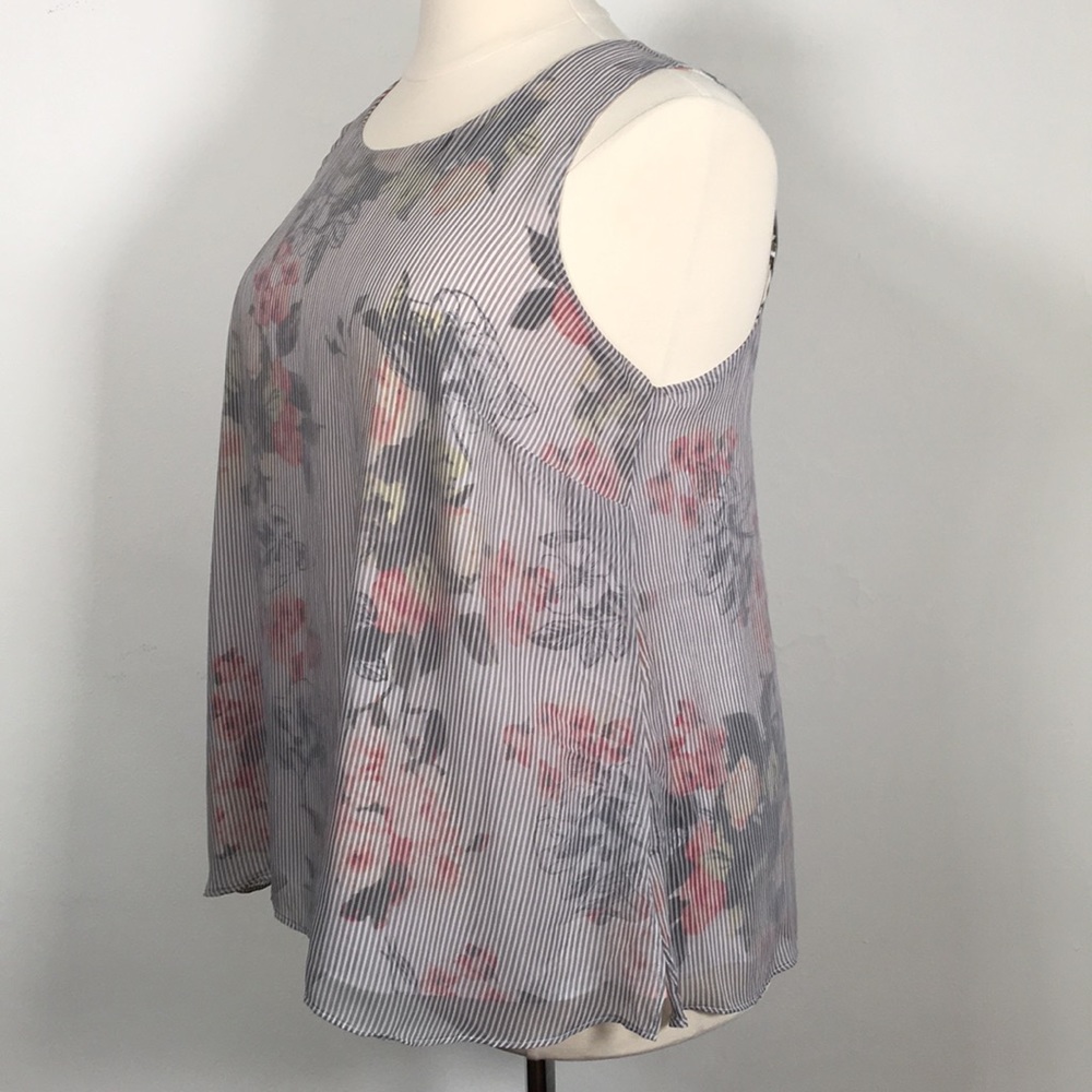 In Every Story 1X striped layered floral t…